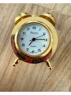 Vintage perini mini gold tone desk clock NEW BATTERY
